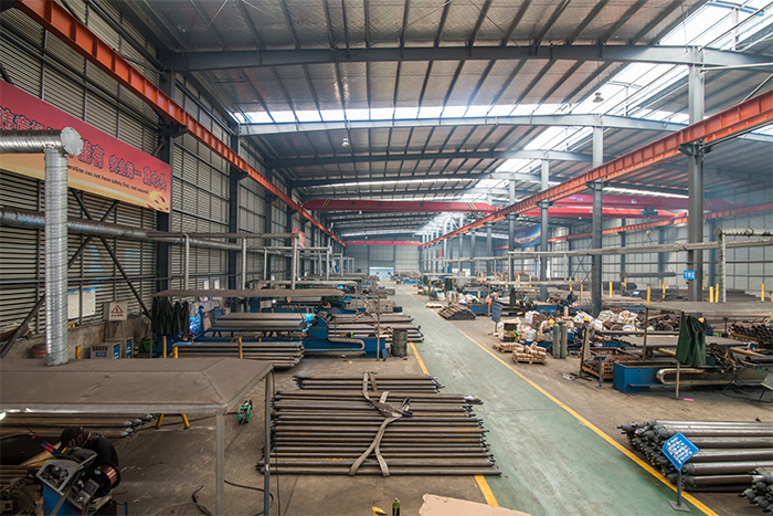 磐石网架焊接车间